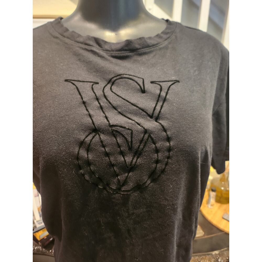 Victoria's Secret t-shirt size S - Picture 2 of 4